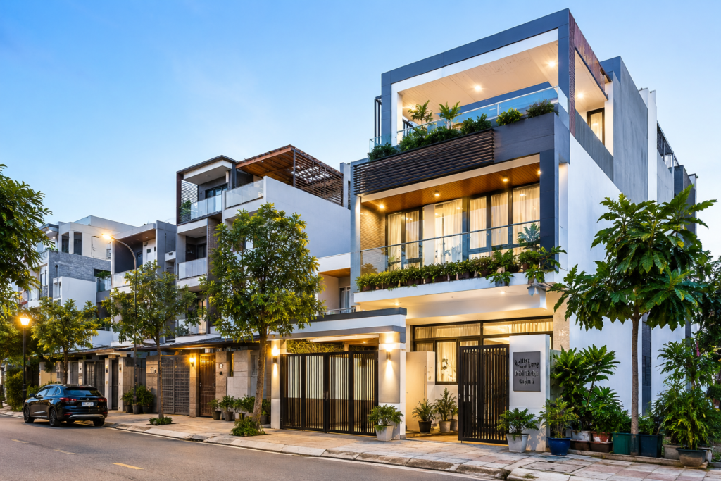 Mua nhà Quận 7