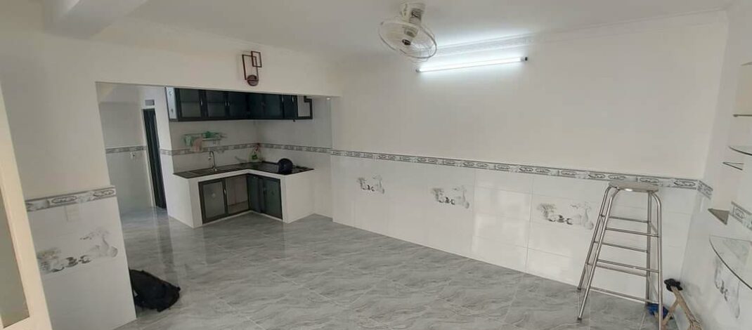 Sở hữu ngay nhà 4 tầng hẻm xe hơi Quận 4, giá chỉ 4,8 tỷ